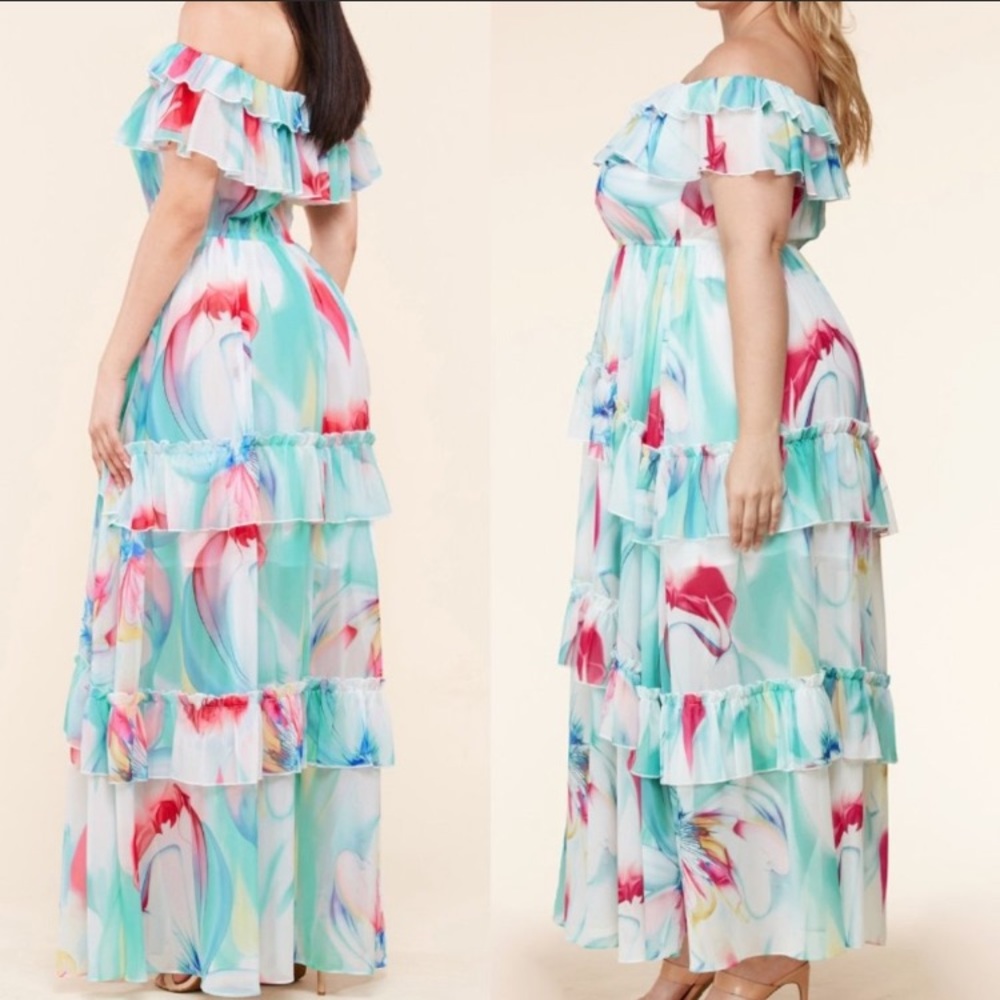 COPY - NWT!! 100%Poly super beautiful